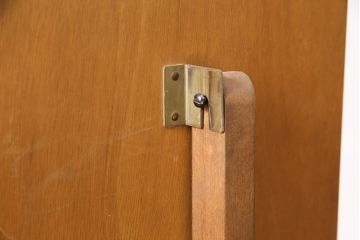 イギリスヴィンテージ　G-PLAN　蛇腹扉が珍しい!北欧テイストのお部屋作りにぴったりのドレッサー(鏡台、サイドボード、ビンテージ)(R-050666)