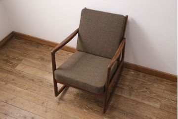 ヴィンテージ家具　北欧　デンマーク　FRANCE&SON(フランス&サン)　ole wanscher(オーレ・ヴァンシャー)　希少なロッキングチェア(アームチェア、アームソファ、ビンテージ)(R-050669)
