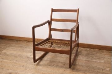 ヴィンテージ家具　北欧　デンマーク　FRANCE&SON(フランス&サン)　ole wanscher(オーレ・ヴァンシャー)　希少なロッキングチェア(アームチェア、アームソファ、ビンテージ)(R-050669)