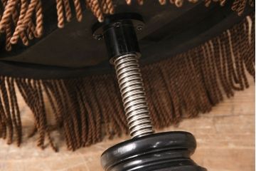 和製アンティーク　くすんだ色味がレトロな雰囲気を醸し出すピアノスツール(イス、回転チェア)(R-050670)