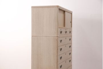 中古　伝統工芸士・田澤謙介作　品のある金具の意匠が魅力的な加茂総桐箪笥(総桐たんす、総桐箪笥、胴丸、衣装箪笥、収納タンス、整理箪笥、和たんす、引き出し、チェスト)(定価約120万円)(R-050677)
