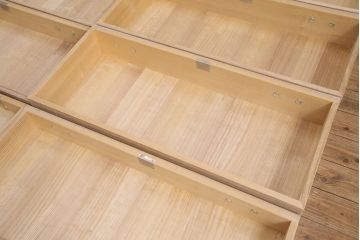 中古　伝統工芸士・田澤謙介作　品のある金具の意匠が魅力的な加茂総桐箪笥(総桐たんす、総桐箪笥、胴丸、衣装箪笥、収納タンス、整理箪笥、和たんす、引き出し、チェスト)(定価約120万円)(R-050677)