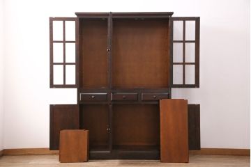 中古　北海道民芸家具　HM165K　高級感漂う上品な佇まいの食器棚(カップボード、キャビネット)(定価約43万円)(R-050679)