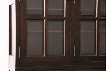 中古　北海道民芸家具　HM165K　高級感漂う上品な佇まいの食器棚(カップボード、キャビネット)(定価約43万円)(R-050679)