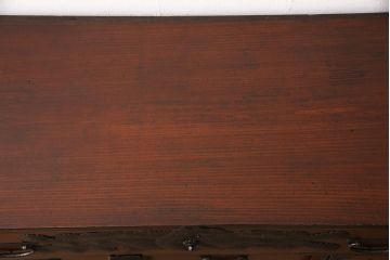 和製アンティーク　明治大正期　前面ケヤキ材　閂(かんぬき)付き　孔雀の飾り金具が存在感を放つ仙台車箪笥(仙台箪笥、時代箪笥)(R-050682)