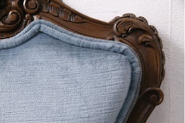 中古　フランス輸入家具　淡いブルーが美しい!優雅な佇まいが魅力的なチェア(定価約12万円)(サロンチェア、椅子)(R-050690)