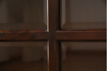中古　北海道民芸家具　クラシカルな雰囲気が魅力!落ち着きのある空間づくりにおすすめのサイドボード(キャビネット、収納棚、リビングボード)(R-050693)