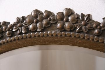 和製ヴィンテージ　神戸洋家具　ナラ材　ペイント仕上げ限定　彫り彫刻が華やかな雰囲気を演出するドレッサー&チェアセット(鏡台、ミラー、ビンテージ)(R-050694)