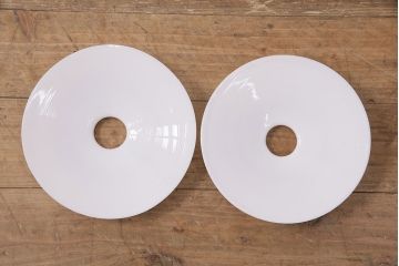 アンティーク照明　古き良き時代の味を感じる平笠シェードのペンダントライト2個セット(吊り下げ照明、天井照明、シェード、電笠)(R-050697)