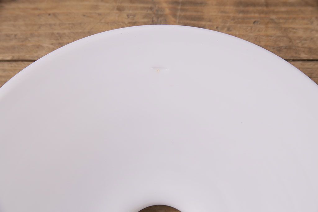 アンティーク照明　シンプルデザインが取り入れやすい、平笠シェードのペンダントライト2個セット(吊り下げ照明、天井照明、シェード、電傘)(R-050702)