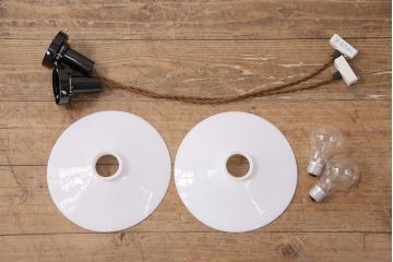 アンティーク照明　和製アンティーク　どこか懐かしさが漂う平笠シェードのペンダントライト2個セット(吊り下げ照明、天井照明、シェード、電傘)(R-050704)