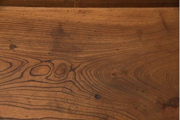 和製アンティーク　総ケヤキ材一枚板でつくられた、レトロな雰囲気がおしゃれなローテーブル(座卓、センターテーブル)(R-050708)