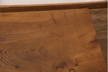 和製アンティーク　総ケヤキ材一枚板でつくられた、レトロな雰囲気がおしゃれなローテーブル(座卓、センターテーブル)(R-050708)