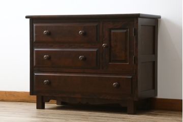 中古　リメイク家具　北海道民芸家具　上質な作りが魅力のサイドキャビネット(リビングボード、引き出し、チェスト、テレビ台)(R-050711)
