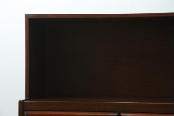 和製ヴィンテージ　チーク材　北欧家具のようなスタイリッシュさが魅力的なサイドボード　(R-050712)