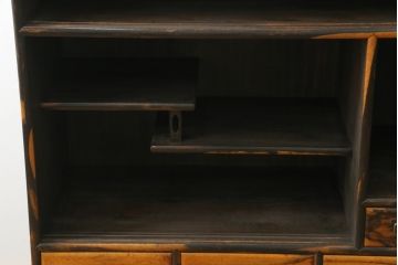 和製アンティーク　黒柿材の独特な杢目が目を引く茶箪笥(収納棚、戸棚、キャビネット)(R-050716)