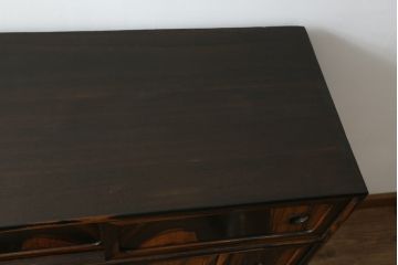 和製アンティーク　黒柿材の独特な杢目が目を引く茶箪笥(収納棚、戸棚、キャビネット)(R-050716)