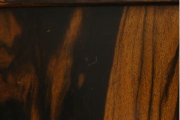 和製アンティーク　黒柿材の独特な杢目が目を引く茶箪笥(収納棚、戸棚、キャビネット)(R-050716)