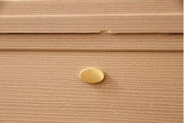 中古　和歌山県紀州　伝統工芸士・中田静夫作　金色の金具が煌びやかな印象を与える加茂総桐箪笥(総桐たんす、総桐箪笥、胴丸)(定価約120万円)(R-050726)