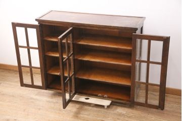 中古　北海道民芸家具　ペイント仕上げ限定　和・洋どちらの空間にも合わせやすいキャビネット(サイドボード、食器棚、戸棚)(R-050730)