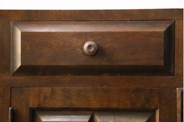 中古　北海道民芸家具　ペイント仕上げ限定　和・洋どちらの空間にも合わせやすいサイドボード(キャビネット、収納棚、戸棚)(R-050731)