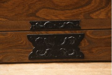 中古　国産　民芸家具　上質な和の空間づくりに活躍する桐箪笥(衣装箪笥、和タンス、桐たんす)(R-050733)