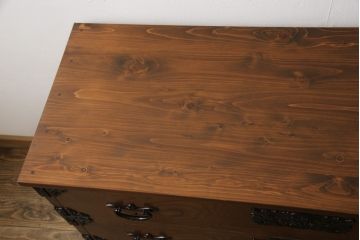 中古　国産　民芸家具　上質な和の空間づくりに活躍する桐箪笥(衣装箪笥、和タンス、桐たんす)(R-050733)