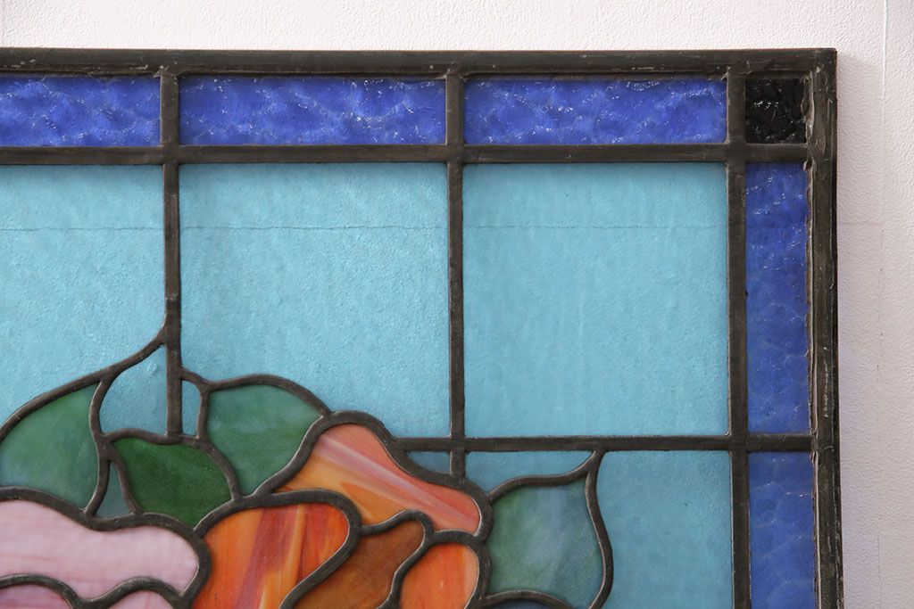 和製アンティーク　国産　華やかな花の図柄が存在感を放つステンドグラス2枚セット(明り取り、窓)(R-050736)