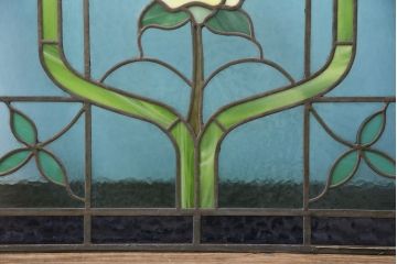 和製アンティーク　国産　華やかな花の図柄が存在感を放つステンドグラス2枚セット(明り取り、窓)(R-050736)