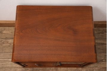 中古　美品　国産工芸家具　上質な和の空間づくりにおすすめの小引き出し(小物収納、卓上収納)(定価約8万円)(R-050739)