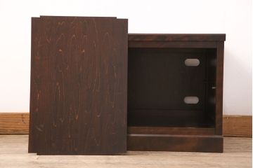中古　民芸家具　落ち着きのある空間づくりにおすすめのテレビ台(サイドボード、テレビボード、収納棚)(R-050740)