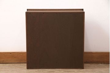【オーダー注文・受注生産商品】お好きなデザインで額のように飾れる壁掛け式!コンパクトなサイズでスペースを有効活用。どんなインテリアにも相性が良いモダンな仏壇です。組子が入った額縁部分はステンドグラスや思い出の写真を入れたりと、お客様のご希望に合わせたオーダーが可能。大切な家族のために次世代につなぐ、ラフジュ工房オリジナルのお仏壇(小型仏壇、手作り仏壇)(R-050742)