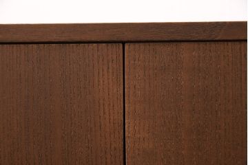 【オーダー注文・受注生産商品】どんなインテリアにも合わせやすい、シンプルでモダンなデザイン!幅広い世代の方におすすめの置型仏壇です。前開きの扉はスペースを最大限に有効活用し、サイズもコンパクトに。お客様のご希望に合わせたオーダーも可能。大切な家族のために次世代につなぐ、ラフジュ工房オリジナルのお仏壇(小型仏壇、手作り仏壇)(R-050744)
