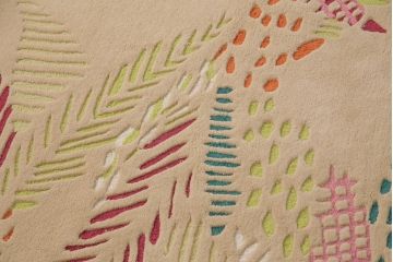 未使用展示品　ligne roset(リーン・ロゼ)　JUNGLE　ハンドメイド　カラフルなヤシの木と葉をモチーフとしたデザインがお洒落なウール製ラグマット(リーンロゼ、絨毯、カーペット)(定価約32万円)(R-050749)