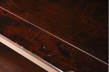 中古　北海道民芸家具　シンプルながらもクラシカルな雰囲気漂う本棚(ブックシェルフ、飾り棚、収納棚)(定価約22万円)(R-050751)