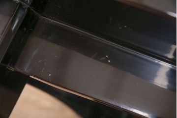 中古　山本幸三郎作　輪島塗　ガラス天板付き　紅葉と桜の図　和の情緒あふれる座卓(ローテーブル)(R-050753)