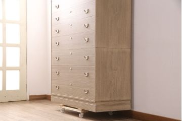 中古 国産 繊細な意匠が施された引手金具が魅力的な総桐箪笥(衣装箪笥、整理タンス、引き出し、チェスト、桐たんす)(胴厚、四方丸、桐たんす)(R-050758)