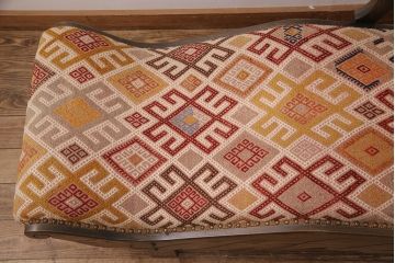 中古　美品　神戸洋家具　ニレ材と和柄のファブリックが温かい雰囲気を醸し出すカウチソファ(1人掛け、アームソファ、長椅子)(定価約45万円)(R-050760)