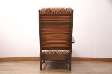 中古　美品　神戸洋家具　ニレ材と和柄のファブリックが温かい雰囲気を醸し出すカウチソファ(1人掛け、アームソファ、長椅子)(定価約45万円)(R-050760)