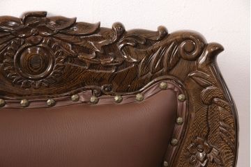 中古　極美品　タガヤサン　三越百貨店取扱い　細かな彫刻が見事な存在感のある本革チェア(ダイニングチェア、椅子)(R-050763)