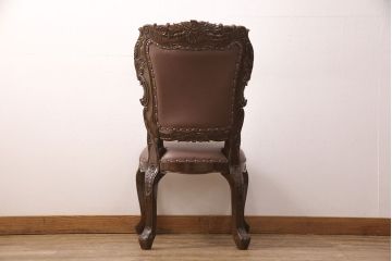 中古　極美品　タガヤサン　三越百貨店取扱い　細かな彫刻が見事な存在感のある本革チェア(ダイニングチェア、椅子)(R-050763)