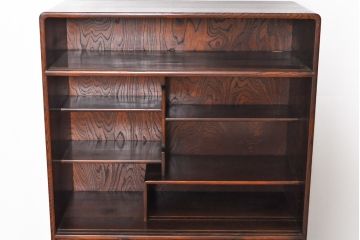 中古　美品　工芸家具　ケヤキ材　漆塗り　しっとりとした佇まいの上品な茶箪笥(定価37万円)(飾り棚、収納棚)(R-050766)
