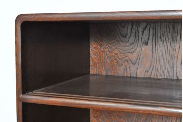 中古　美品　工芸家具　ケヤキ材　漆塗り　しっとりとした佇まいの上品な茶箪笥(定価37万円)(飾り棚、収納棚)(R-050766)