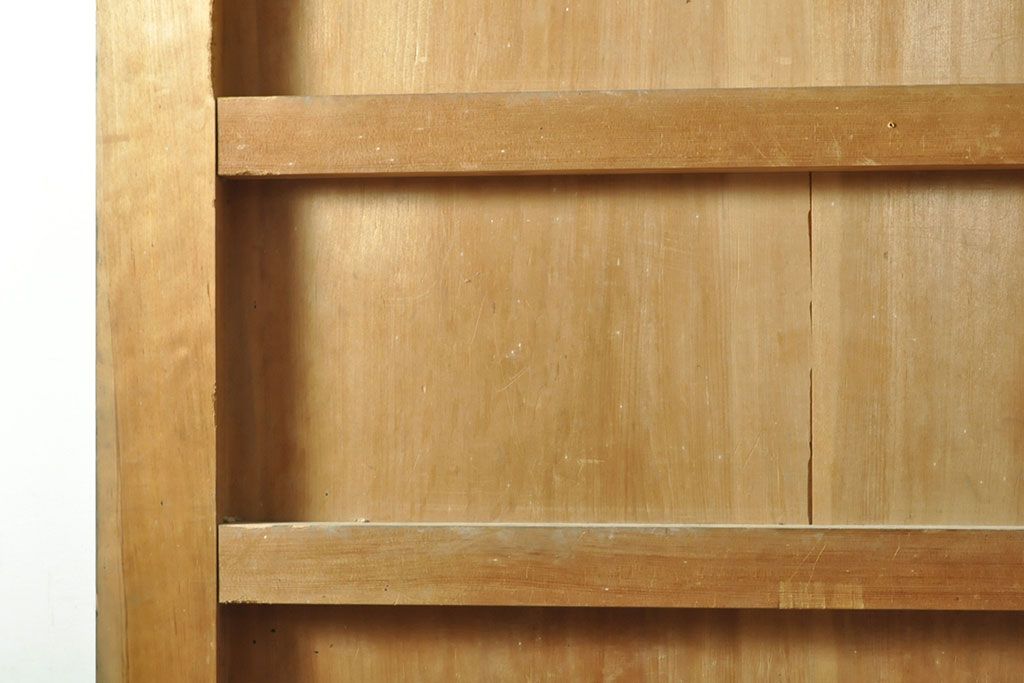 和製アンティーク　ヒノキ材　亀をモチーフにした金具が立派!雰囲気作りにおすすめの蔵戸(建具、引き戸、玄関戸)(R-050772)