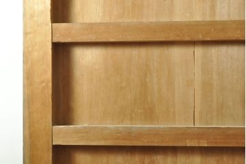 和製アンティーク　ヒノキ材　亀をモチーフにした金具が立派!雰囲気作りにおすすめの蔵戸(建具、引き戸、玄関戸)(R-050772)