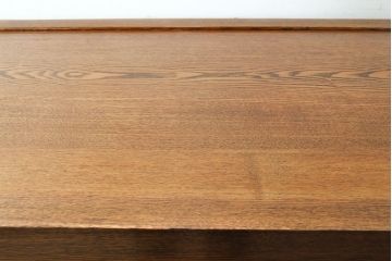 新品　未使用　在庫品　民芸家具　特大サイズ!　ニレ無垢材　和の空間作りに活躍する9尺水屋箪笥・下(九尺水屋、サイドボード、和箪笥、収納棚)(R-050780)