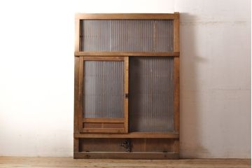 和製アンティーク　ヒノキ材・ケヤキ材　金網付き　和の風情を醸し出す格子くぐり戸(蔵戸、建具、引き戸、格子戸、マス目、升目)(R-050782)