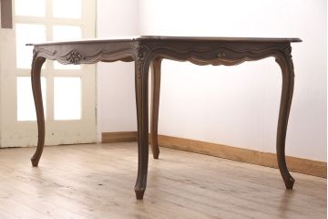 中古　美品　カリモク　domani(ドマーニ)　Louis(ルイ)XVシリーズ　優雅な佇まいが魅力的なダイニングテーブル(食卓)(定価約55万円)(R-050785)