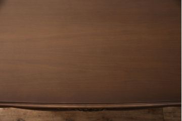 中古　美品　カリモク　domani(ドマーニ)　Louis(ルイ)XVシリーズ　優雅な佇まいが魅力的なダイニングテーブル(食卓)(定価約55万円)(R-050785)