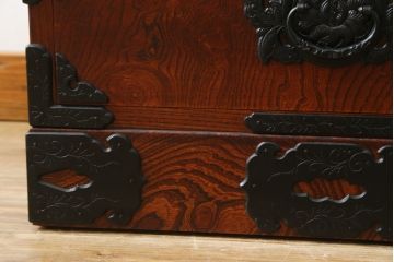 中古　岩谷堂箪笥　菊幸　お部屋に取り入れやすいスリムな縦型箪笥(収納棚、キャビネット、引き出し)(R-050787)
